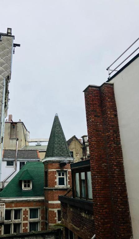 安特卫普Living History - Suikernest公寓式酒店 外观 照片